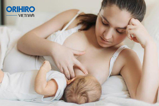 Mẹo nhỏ khắc phục ngực chảy xệ khi cho con bú hiệu quả